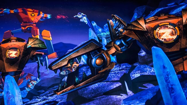 巴斯光年星际营救(须预先领取预约等候卡)